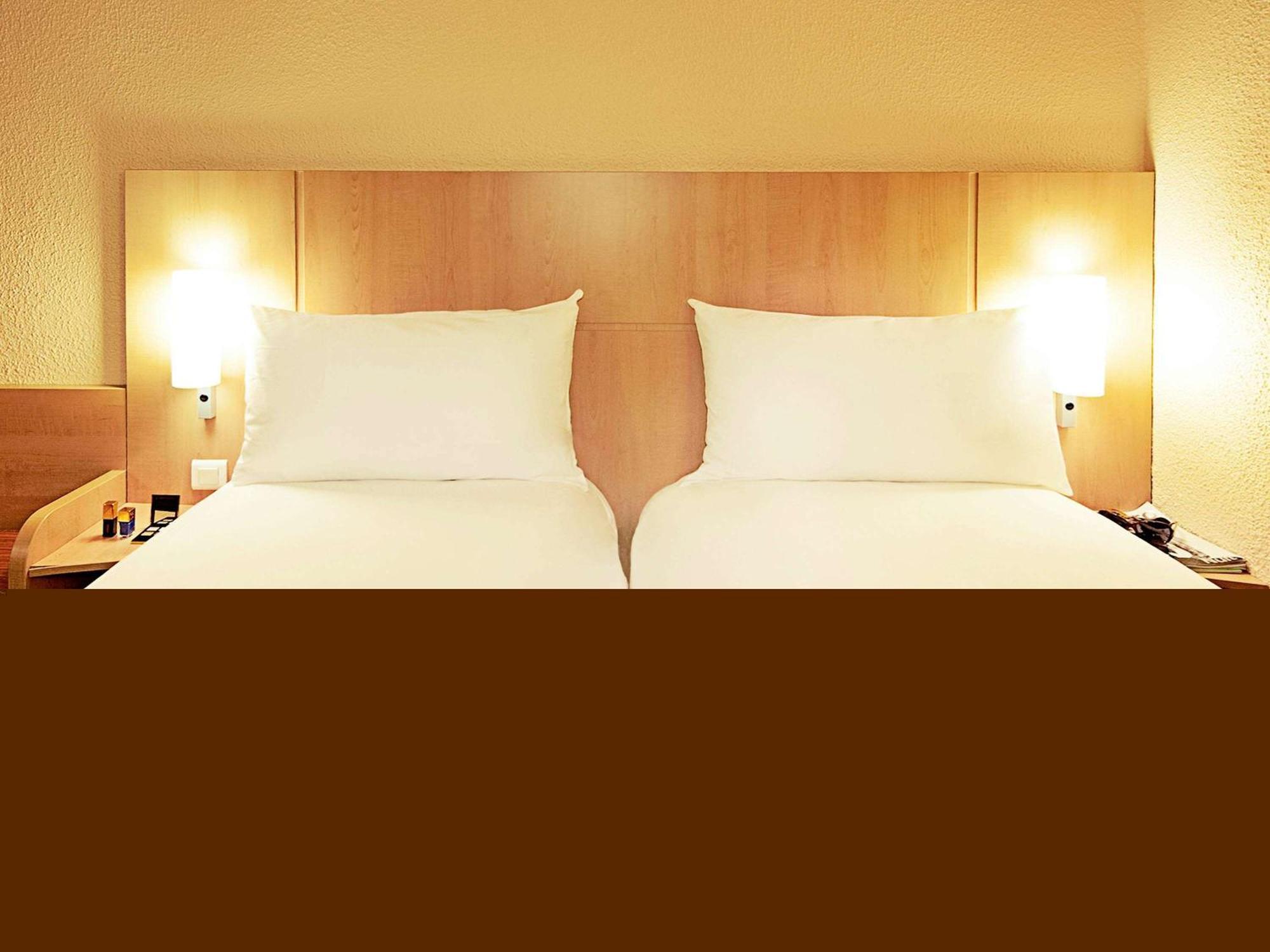 ไอบิส แอนซี ซองทร์ วีแยล วีล Hotel อานซี ภายนอก รูปภาพ